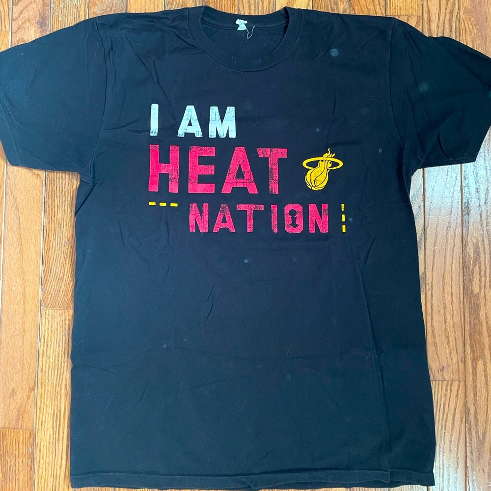 Mens Miami Heat nation shirt